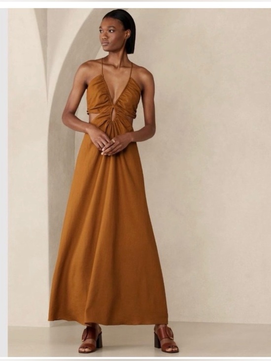 Banana Republic Dresses & Skirts - Banana Republic Linen Maxi Dress